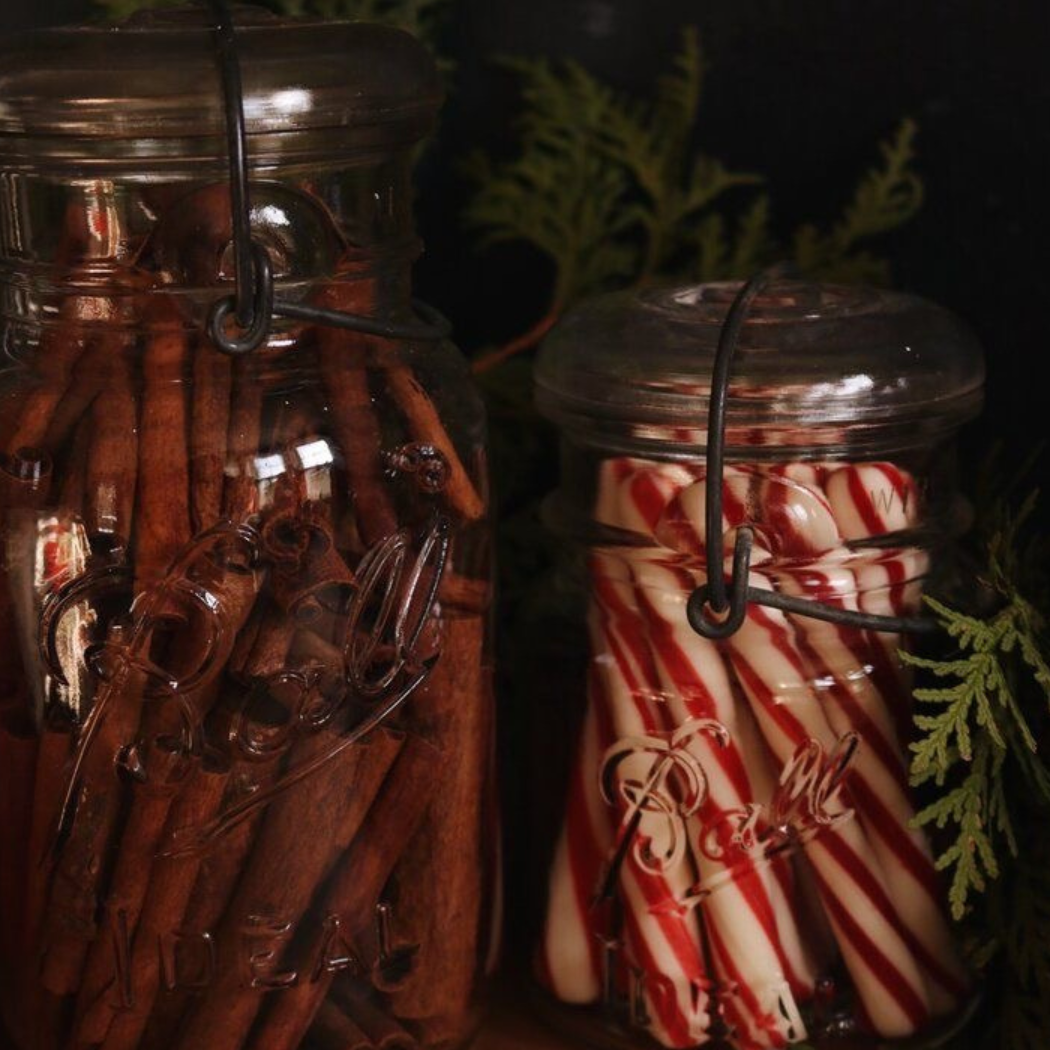 Tinseltown | Soy Candle | gingerbread + peppermint